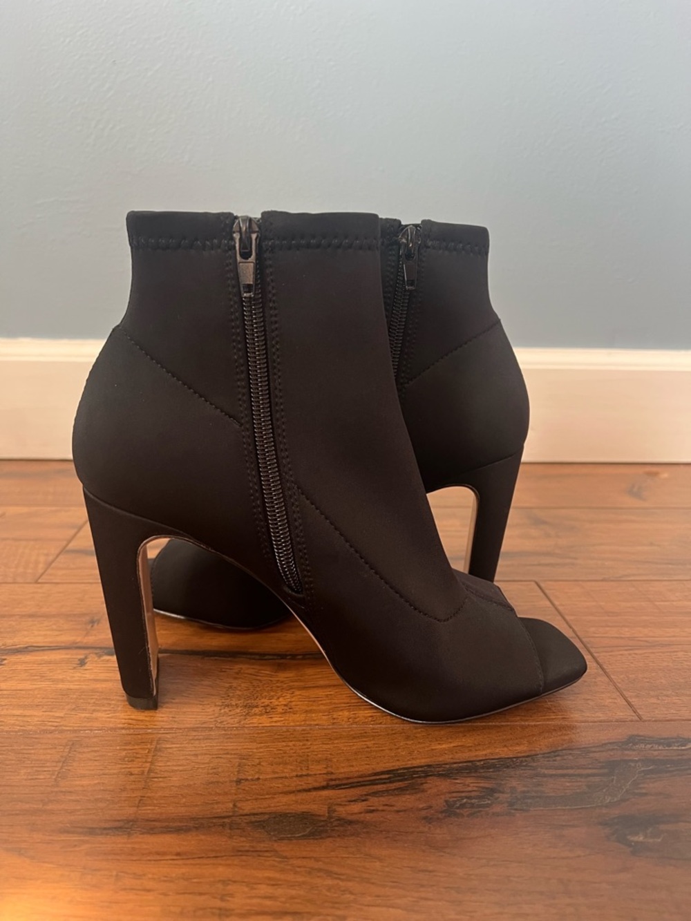 ❄️☃️ Enzo Angiolini Women’s Black Peep-Toe Ankle Booties with Side Zip